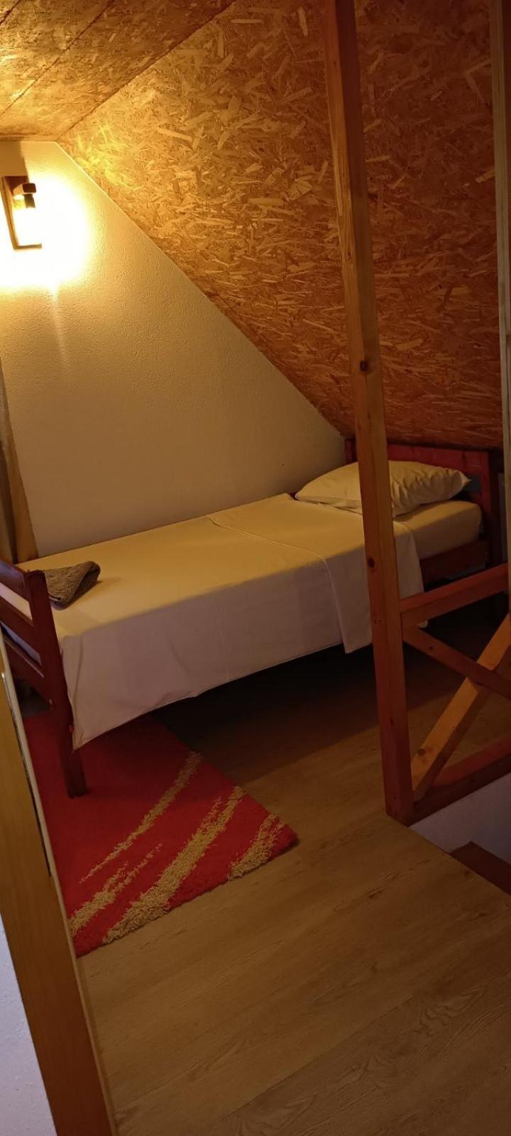 Pyramid Holiday House Вісоко Екстер'єр фото
